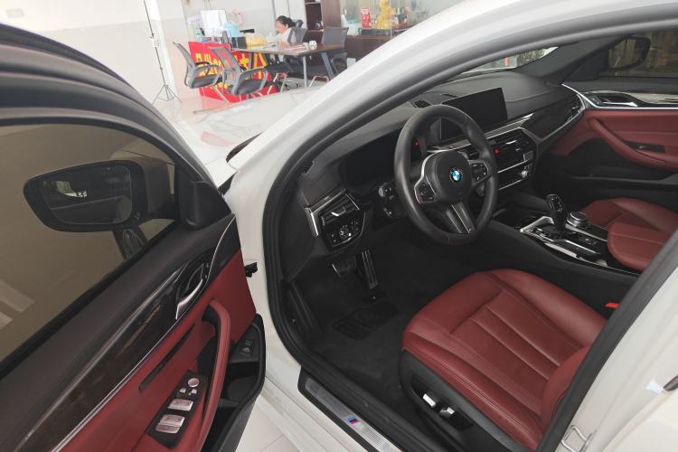 Used BMW 5 Series 2019 530Li Leading Model M Sport Package
