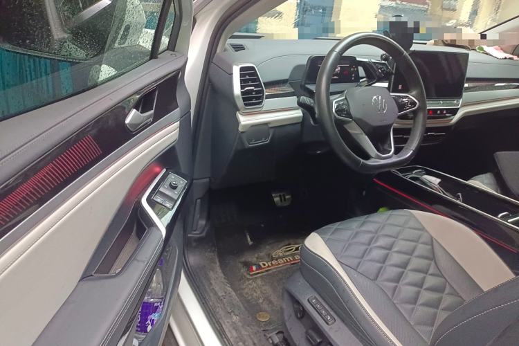 Used Volkswagen ID.6 CROZZ 2022 Long-Range PRO Edition
