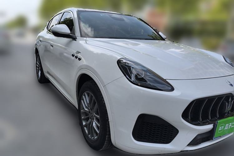 Used Maserati Grecale 2023 2.0T GT Front Right 45 Deg