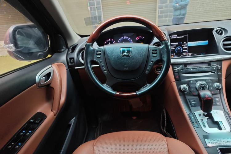 Used Luxgen Great 7 SUV 2013 Limited-Edition Sharp Model 2.2T Two-Wheel-Drive Smart Version Steering Wheel