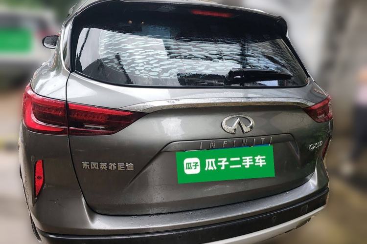 Used Infiniti QX50 2018 2.0T Two-Wheel Drive Fashion Edition Rear