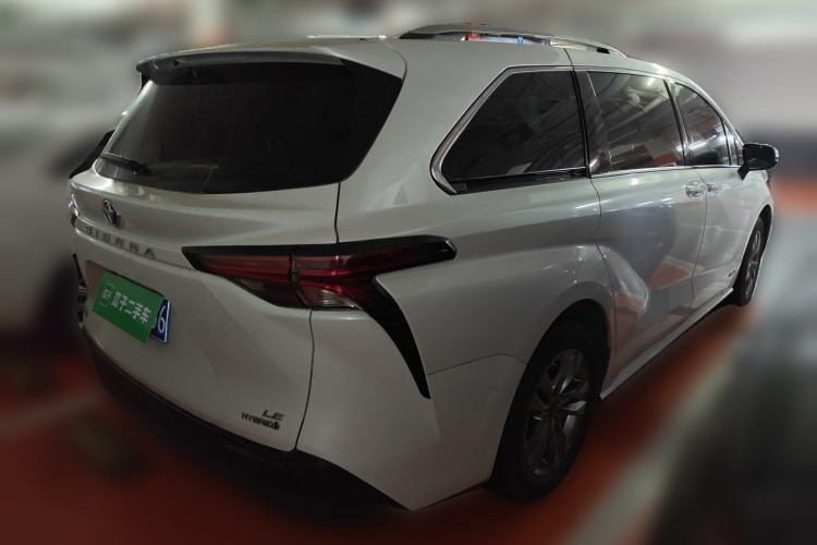 Used Toyota Sienna 2023 2.5L Hybrid Comfort Edition
