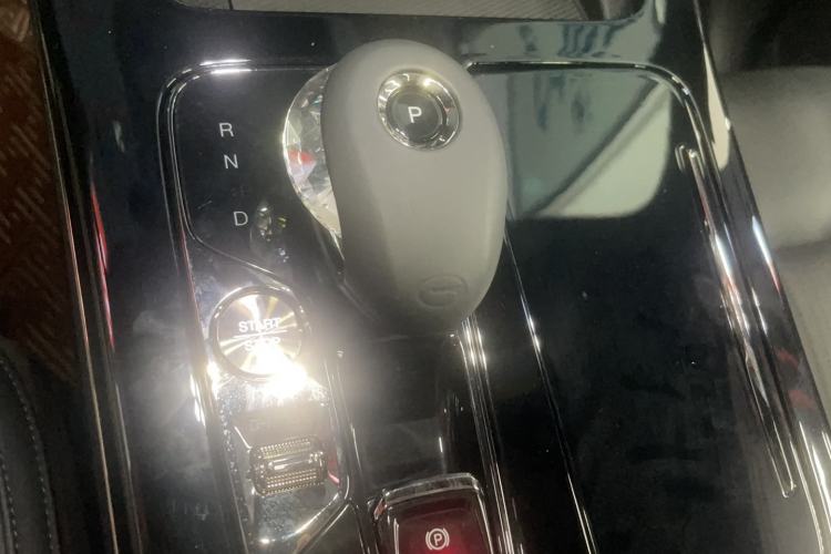 Used GAC Trumpchi M8 2023 Zongshi Series Dual-Motor Supreme Edition