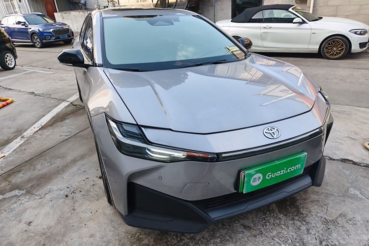 Used Toyota bZ3 2024 517 km Elite PRO