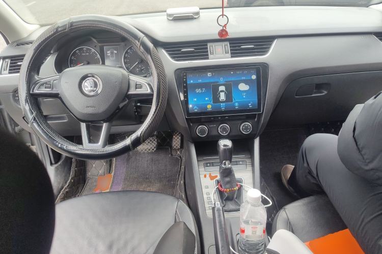 Used Skoda Octavia 2017 1.6L Automatic Smart Drive Edition