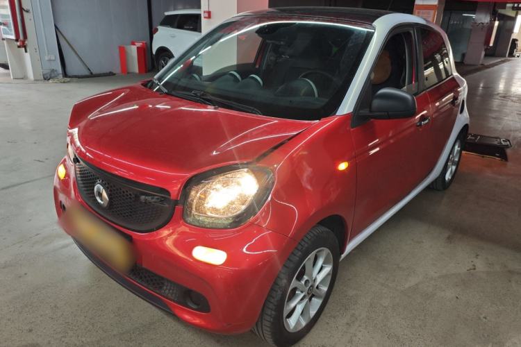 Used smart forfour 2018 1.0L 52 kW Dynamic Edition
