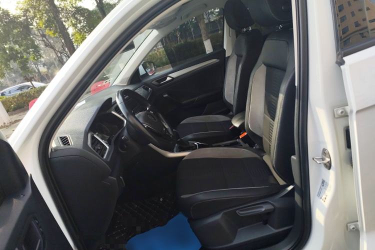 Used Volkswagen T-ROC 2022 280TSI DSG Two-Wheel Drive Elite PLUS