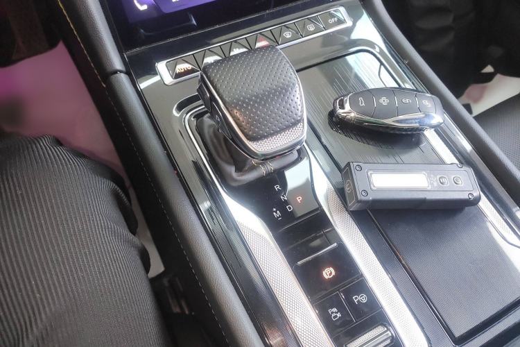 Used Hongqi H6 2023 2.0T ZhiZhen Edition
