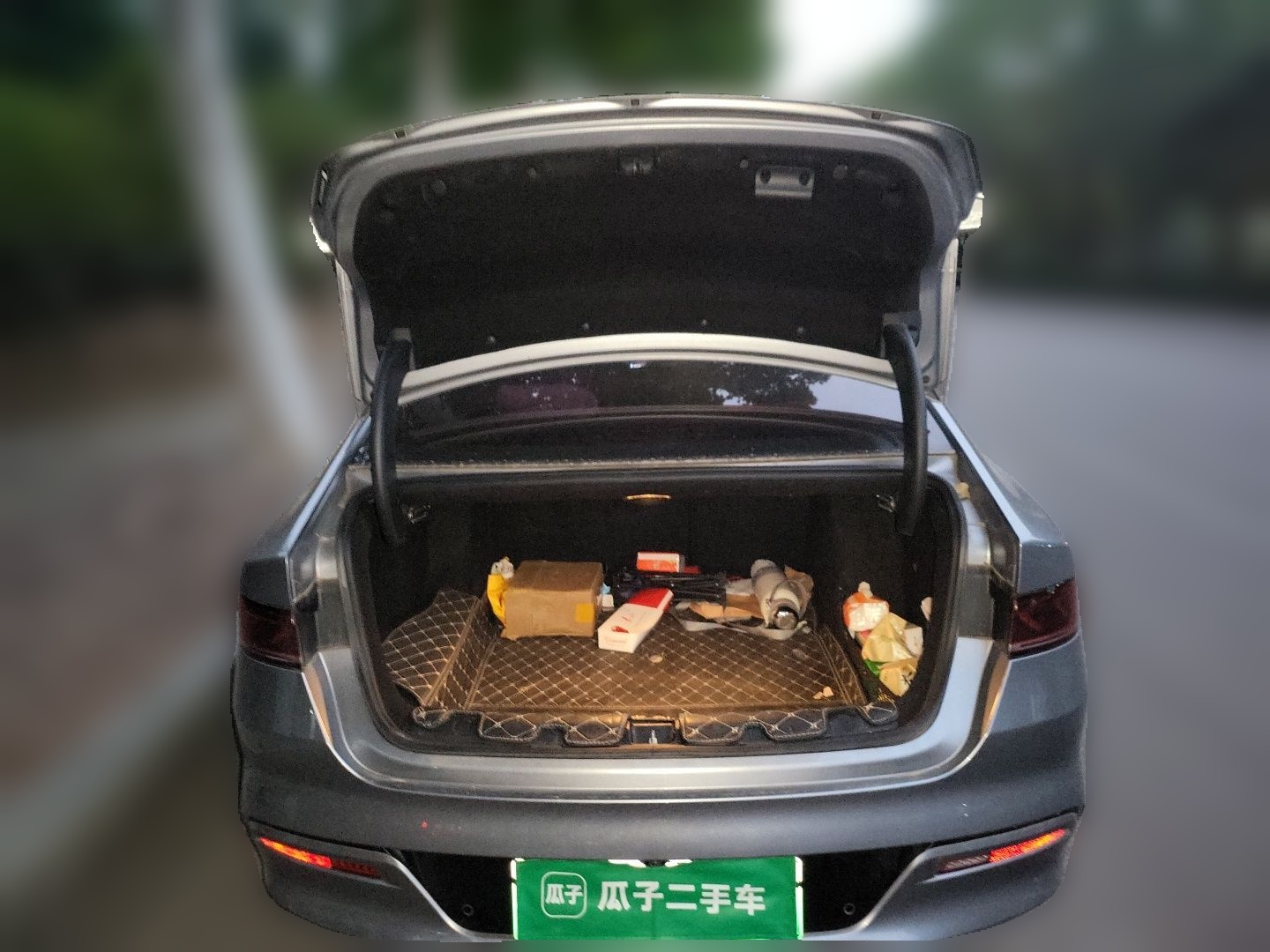 BYD Qin PLUS 2023 Champion Edition DM-i 120KM Leading Model — снимка 19