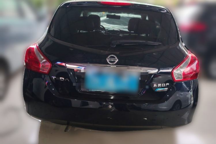 Used Nissan Tiida 2011 1.6L CVT Smart Version