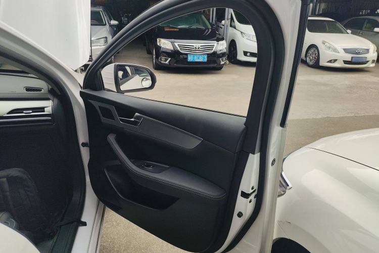 Used BYD Qin Pro New Energy 2019 DM Super Edition 1.5TI Automatic Smart Connect X-Trail Model China VI Standard