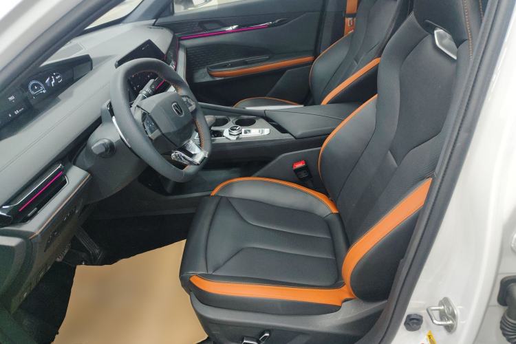 Used CHANGAN UNI-V 2024 1.5T High-Energy Version
