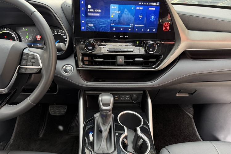 Used Toyota Highlander 2023 2.5L Smart Electric Hybrid Dual-Engine Four-Wheel Drive Prestige Version – 7 Seats
