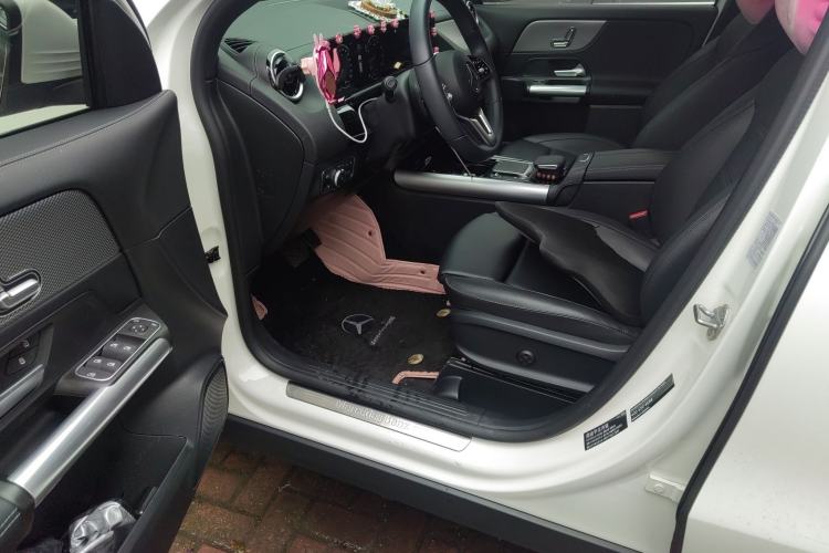 Used Mercedes-Benz GLA 2023 GLA 200
