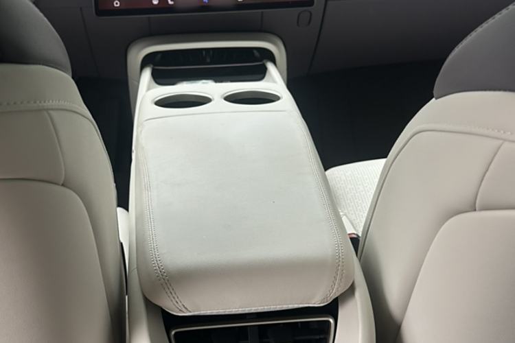 Used Avatr 06 2025 Max All-Electric Version
