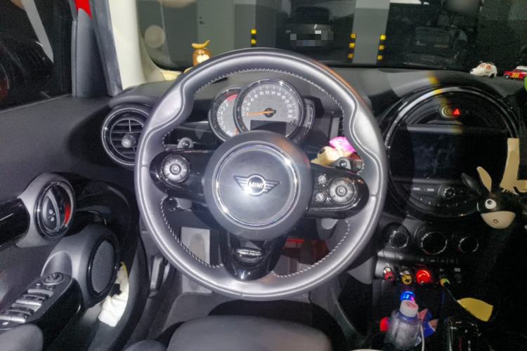 Used MINI 2019 2.0T COOPER S Artist Five-Door Edition Steering Wheel