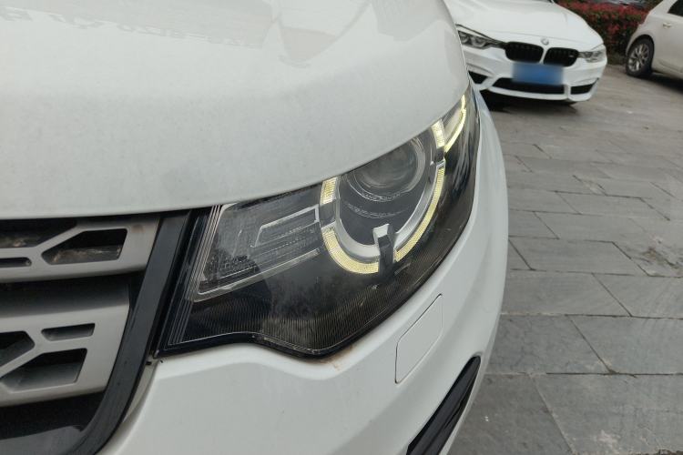 Used Land Rover Discovery Sport 2018 240 PS SE Version