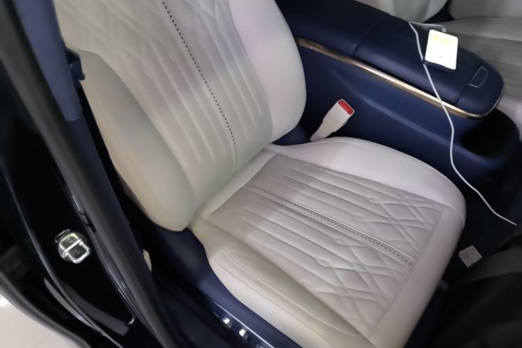 Used Buick GL8 2022 Avenir Avia Four-Seat Prestige Edition