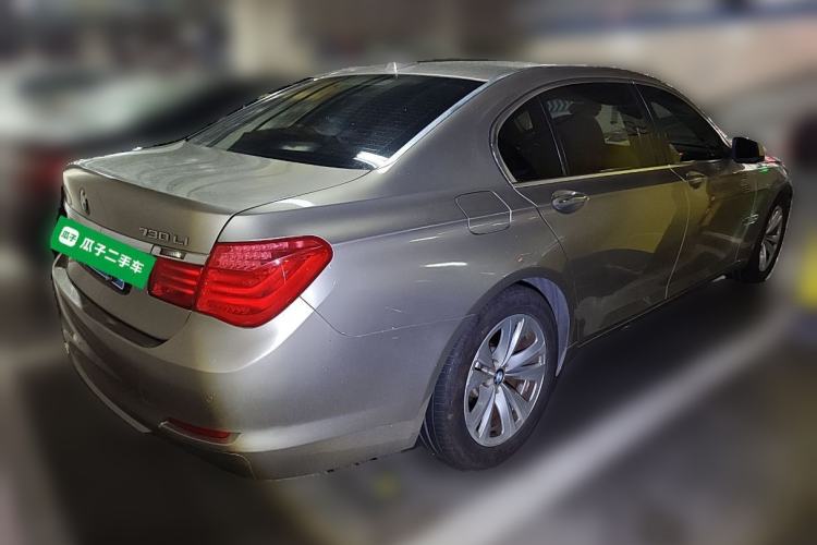 Used BMW 7 Series 2009 730Li Luxury Model Rear Right 45 Deg