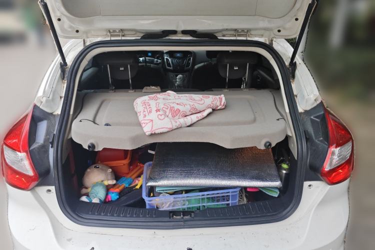 Used Ford Focus 2012 Hatchback 1.6L Automatic Fashion Edition
