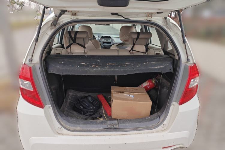 Used Honda Fit 2011 1.3L manual Comfort version
