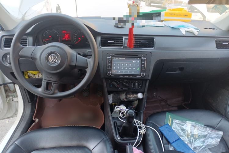 Used Volkswagen Santana 2015 1.4L Manual Fashion Edition Center Console