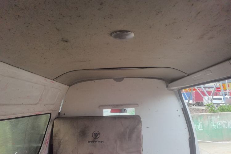 Used Foton Scenic G9 2017 2.4L Gasoline Cargo Van Commercial Version Long Wheelbase Model 4G69 Headliner