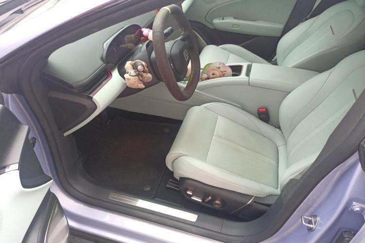 Used Zeekr 007 2025 Rear-Drive Intelligent Driving Version 75 kWh Left Front Seat