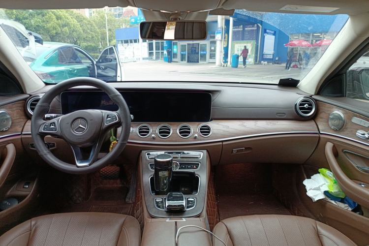 Used Mercedes-Benz E-Class 2016 E 300 L Stylish Model
