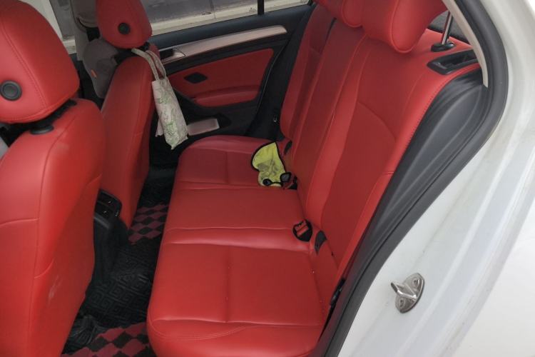 Used Volkswagen Golf 2018 1.6L Automatic Fashion Model
