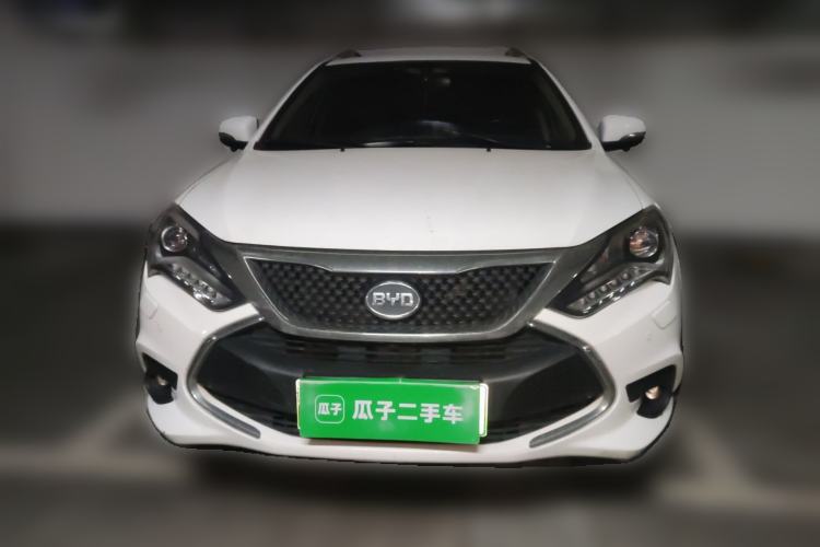 Used BYD Tang New Energy 2015 2.0T Four-Wheel-Drive Flagship Model Front