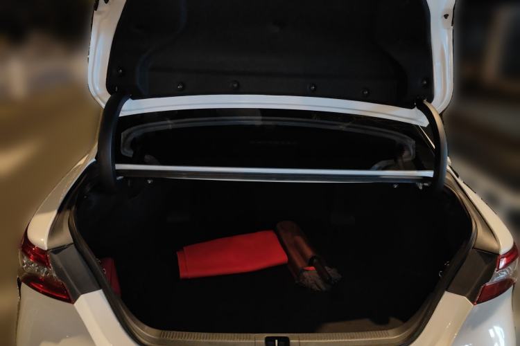 Used Toyota Camry 2019 2.0S FENGSHANG Version China VI Standard
