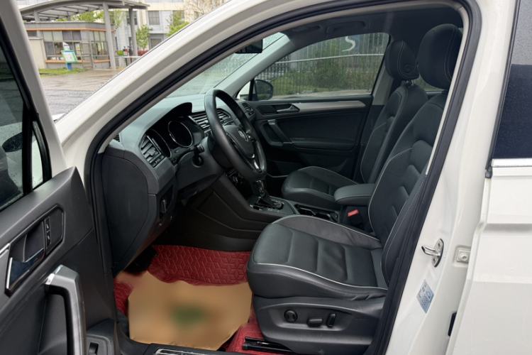 Used Volkswagen Tiguan L 2017 330TSI Automatic Two-Wheel Drive Flagship Edition Left Front Seat