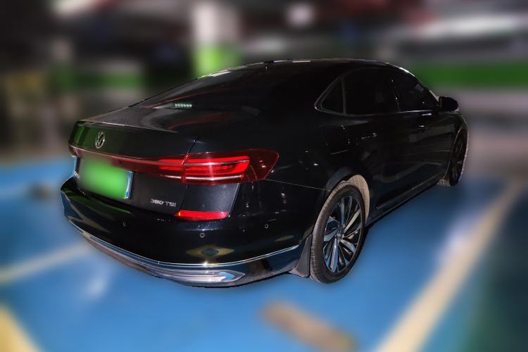 Used Volkswagen Passat 2024 380TSI Dragon Glory Edition Rear Right 45 Deg