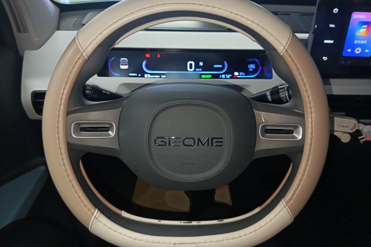 Used Geely Galaxy Panda 2024 Panda Mini 200km Endurance Bear