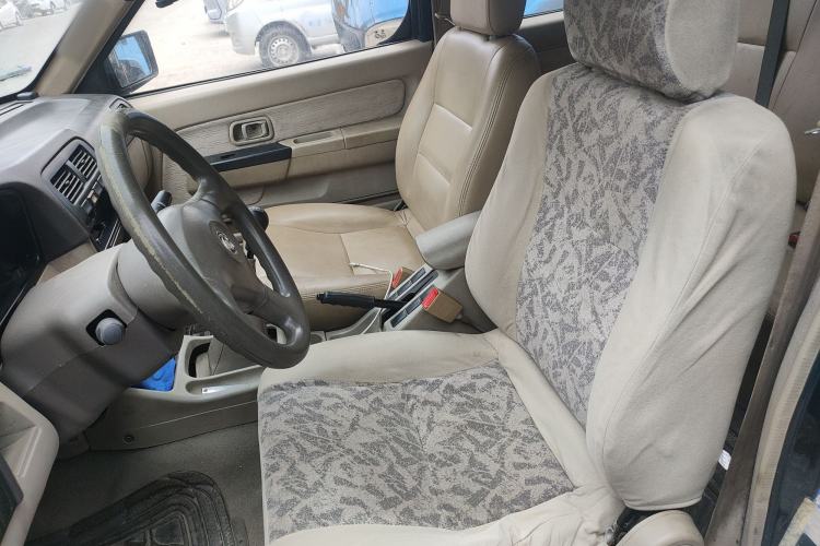 Used Dongfeng Ruichi 2010 2.4L Gasoline Two-Wheel Drive Standard Version ZG24