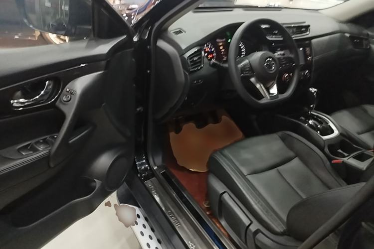 Used Nissan X-Trail 2017 2.0L CVT Comfort Edition 2WD Driver Seat