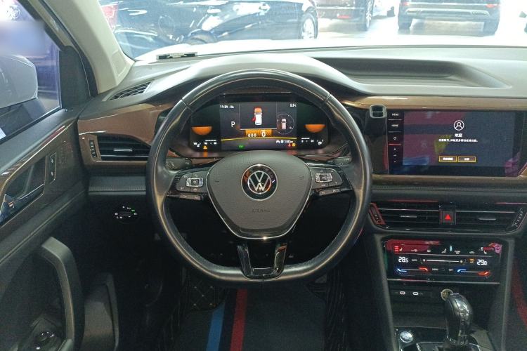 Used Volkswagen Tharu 2022 280TSI Two-Wheel-Drive Luxury Edition