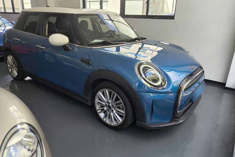 Used MINI MINI 2022 1.5T COOPER Classic Edition Five-Door Version