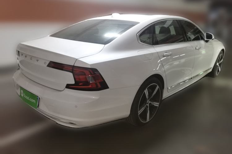 Used Volvo S90 2021 B5 Zhiyuan Luxury Edition
