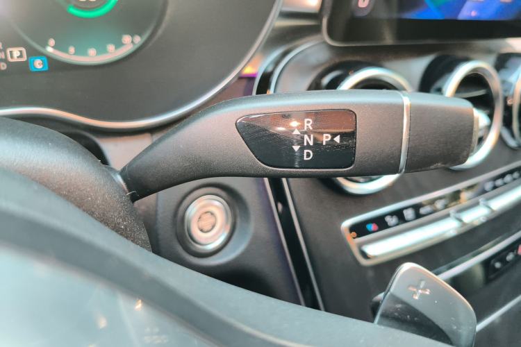 Used Mercedes-Benz C-Class 2020 Restyled C 260 L Sport Edition Gear Lever