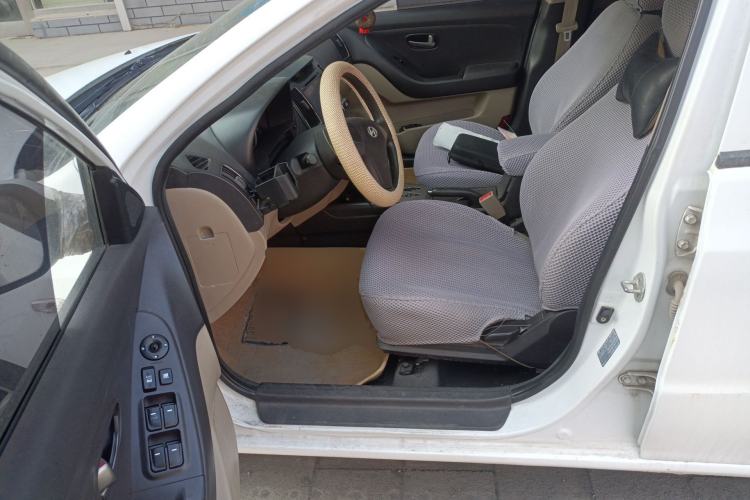 Used Hyundai Celesta 2011 1.6L Automatic Comfort Edition
