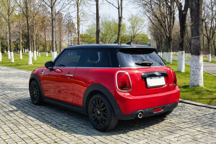 Used MINI 2019 1.5T COOPER Classic Edition