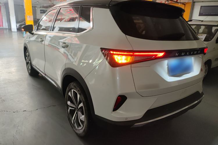 Used Wuling Asta 2021 1.5T CVT Starlight Edition
