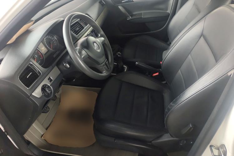 Used Volkswagen Lavida 2013 Restyled Classic 1.6L Manual Comfort Edition