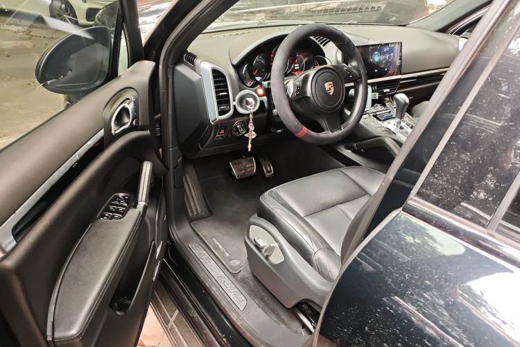 Used Porsche Cayenne 