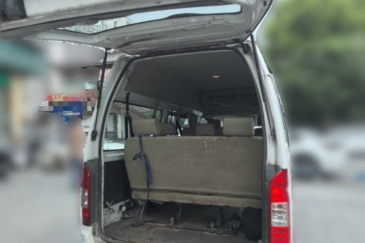 Used Foton Scenic G7 2015 2.0L Commercial & Travel Short Wheelbase High-Roof 486EQV4
