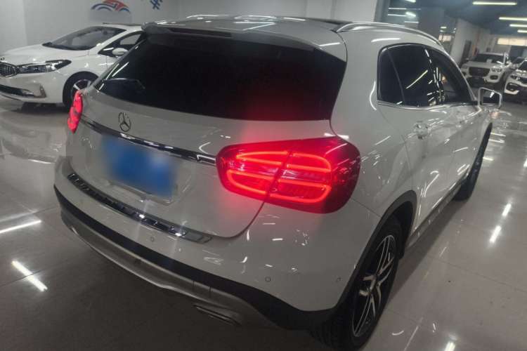 Used Mercedes-Benz GLA 2015 GLA 200 Fashion Model