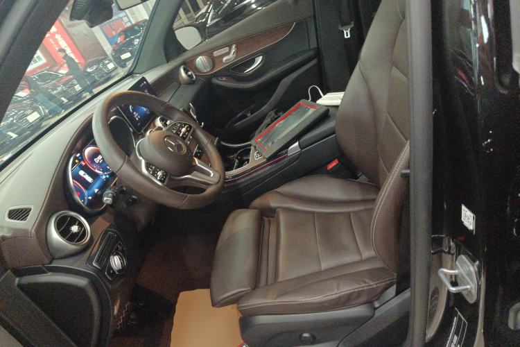 Used Mercedes-Benz GLC 2020 Facelift GLC 300 L 4MATIC Dynamic Edition
