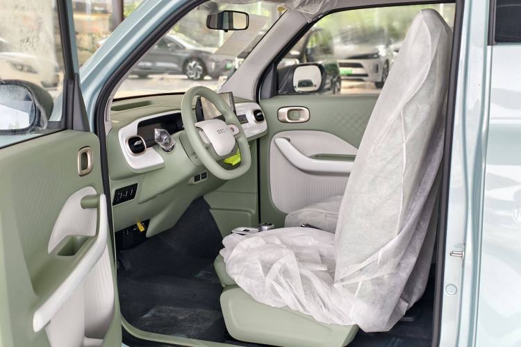 Used Geely Auto Panda 2025 210 km – Yuanqi Bear
